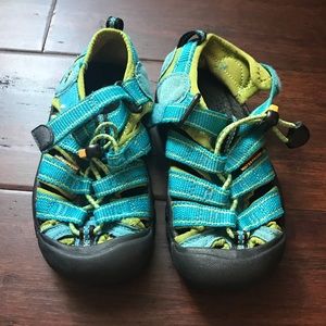 Kids Keen active sandals